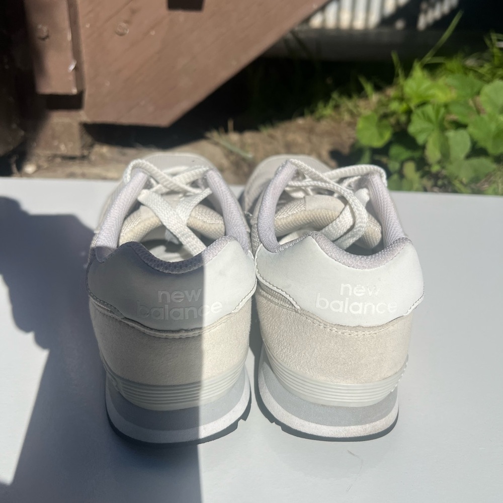 New Balance Women’s Gray Sneakers - Picture 5 of 8